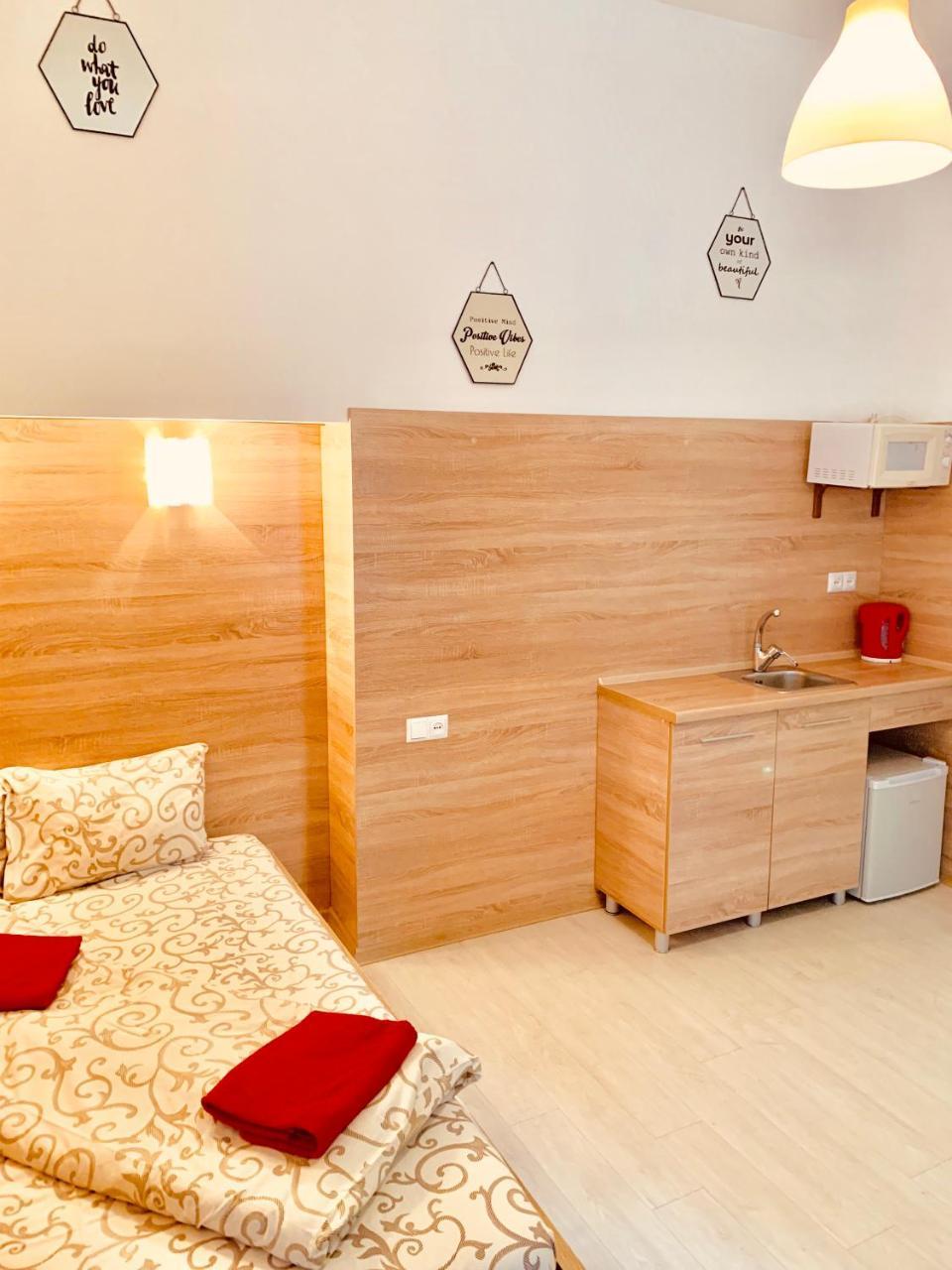 Mini Smart Apartments In The Central Part Of Львов Экстерьер фото